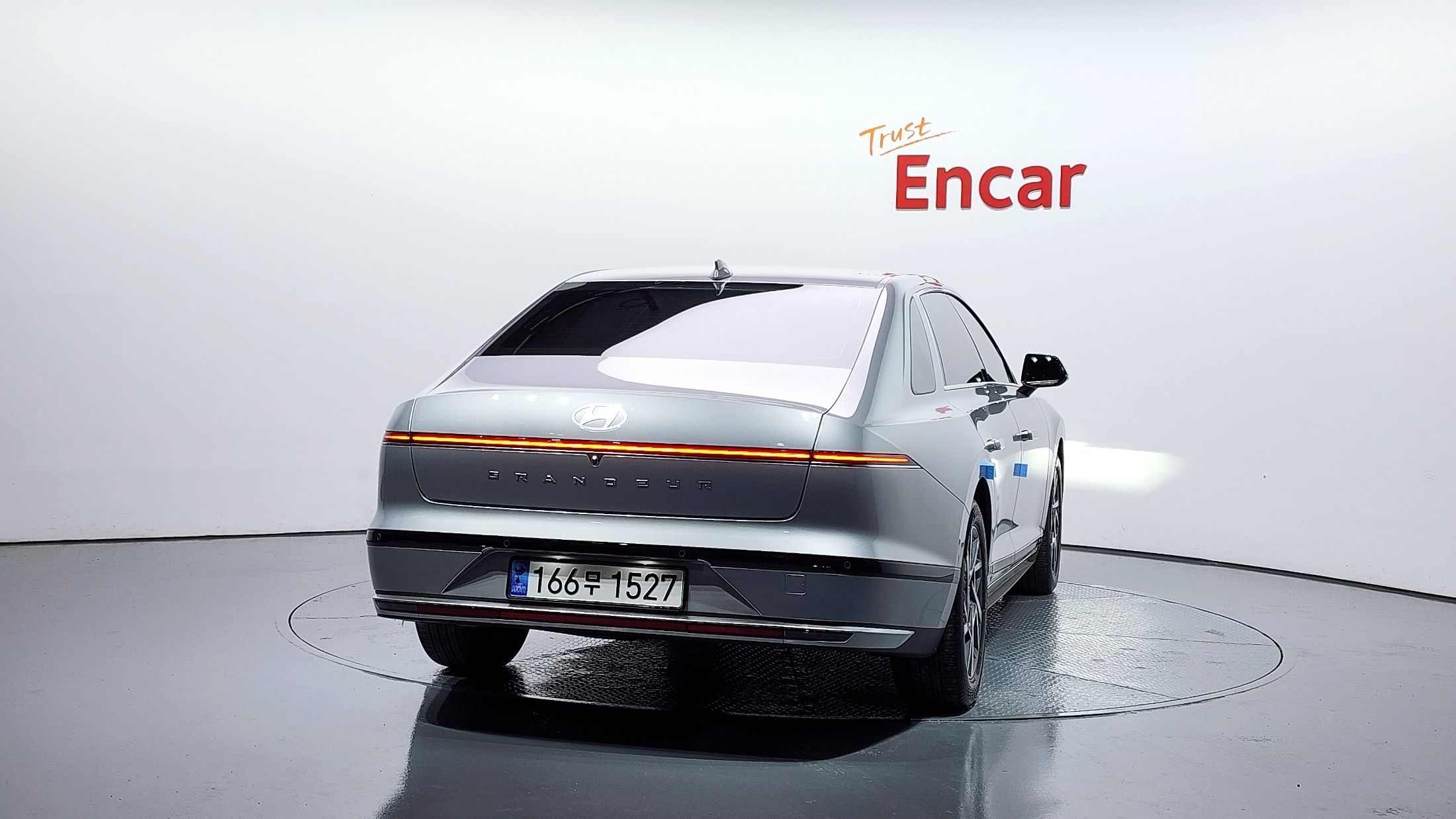 HYUNDAI GRANDEUR GN7 2023