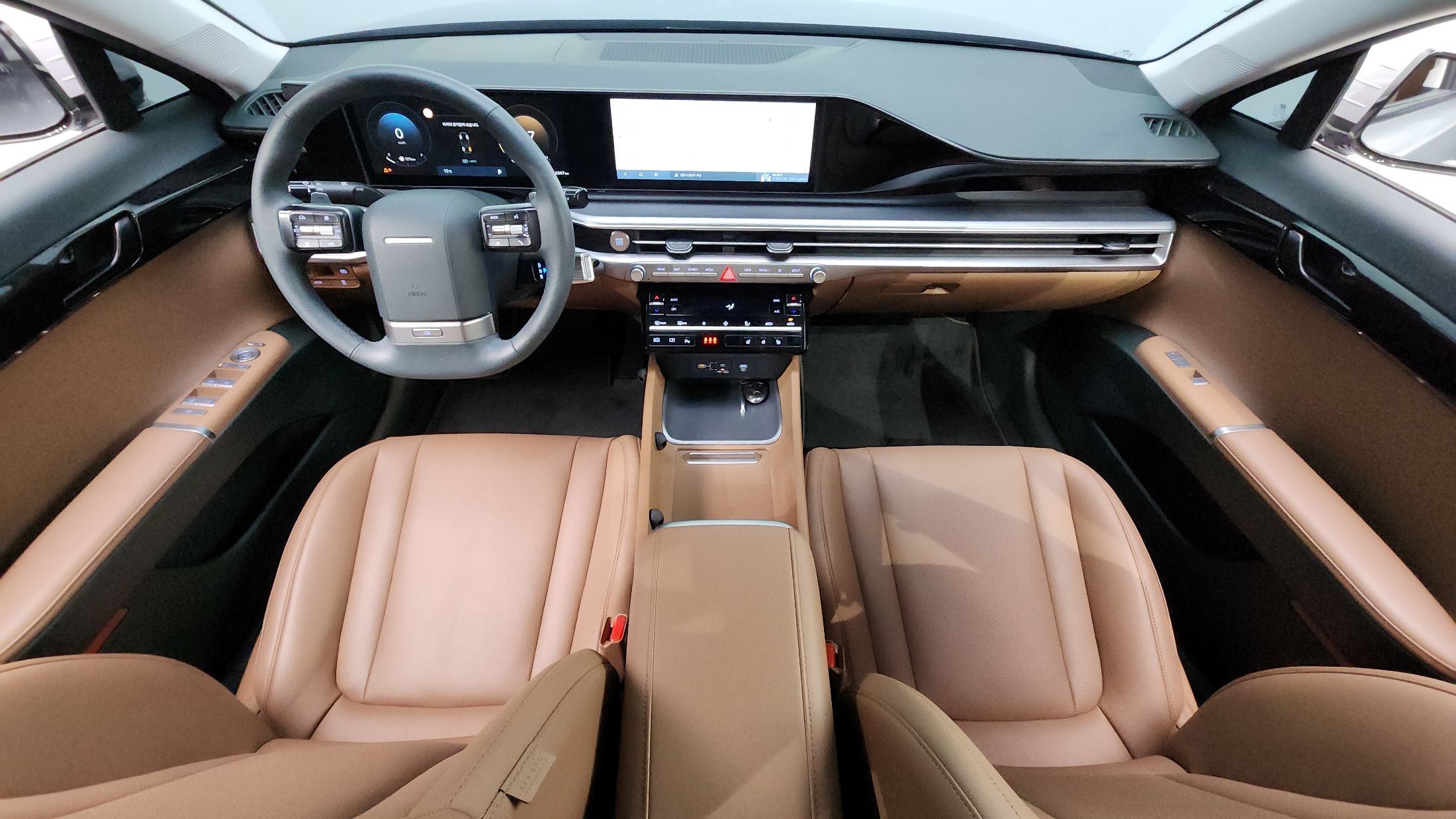 HYUNDAI GRANDEUR GN7 2023