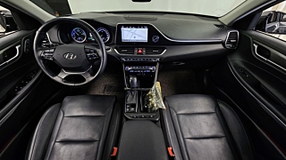 HYUNDAI GRANDEUR IG HYBRID 2017