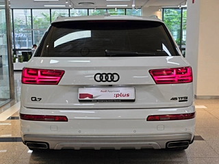 AUDI Q7 4M 2019