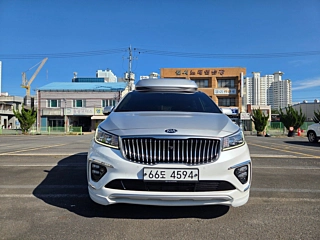 KIA CARNIVAL 2019