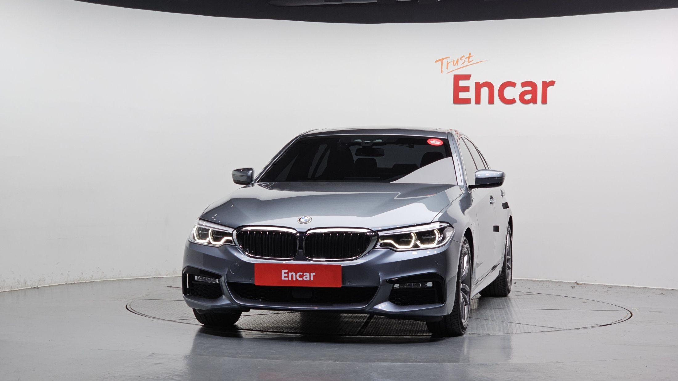 BMW 5-SERIES G30 2017