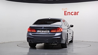 BMW 5-SERIES G30 2017