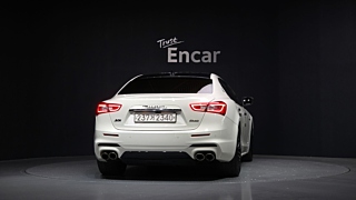 MASERATI GHIBLI 2017