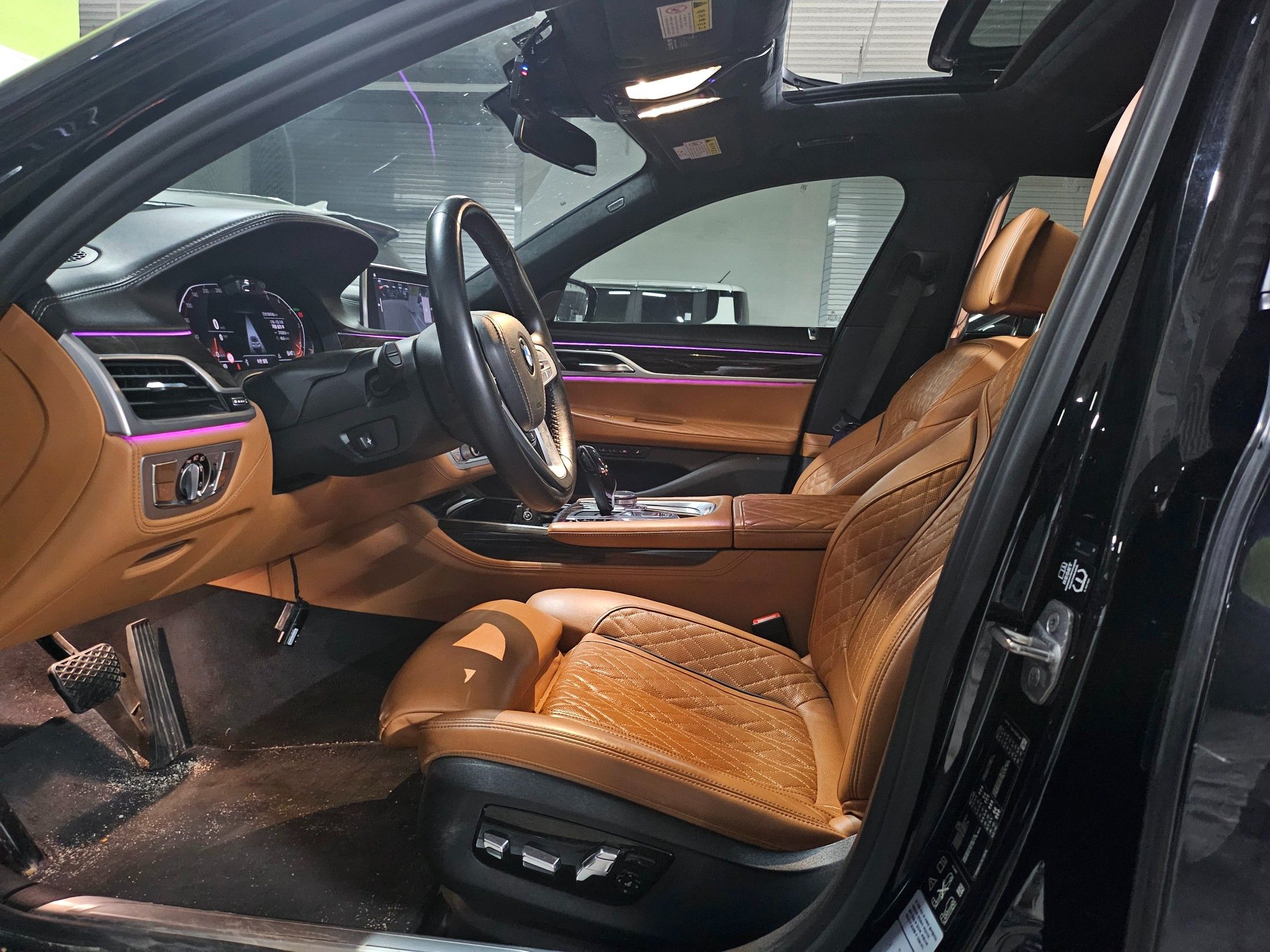 BMW 7-SERIES G11 2020