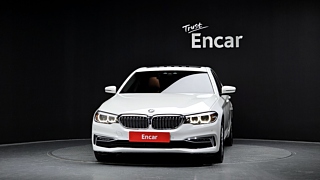 BMW 5-SERIES G30 2019