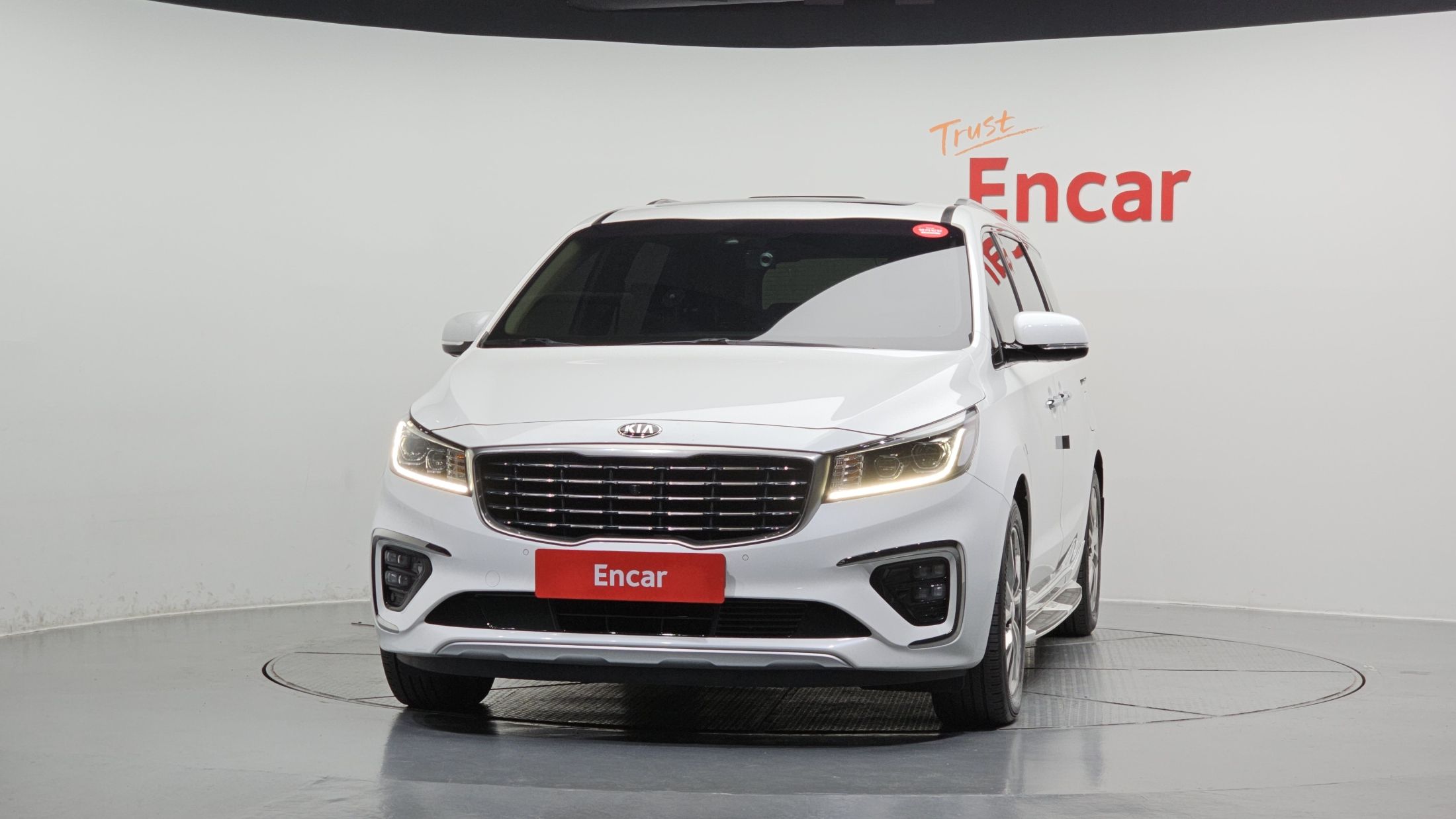 KIA CARNIVAL 2018
