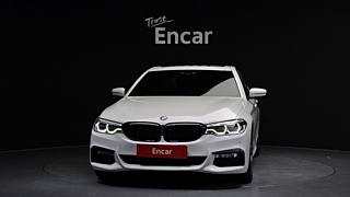BMW 5-SERIES G30 2018