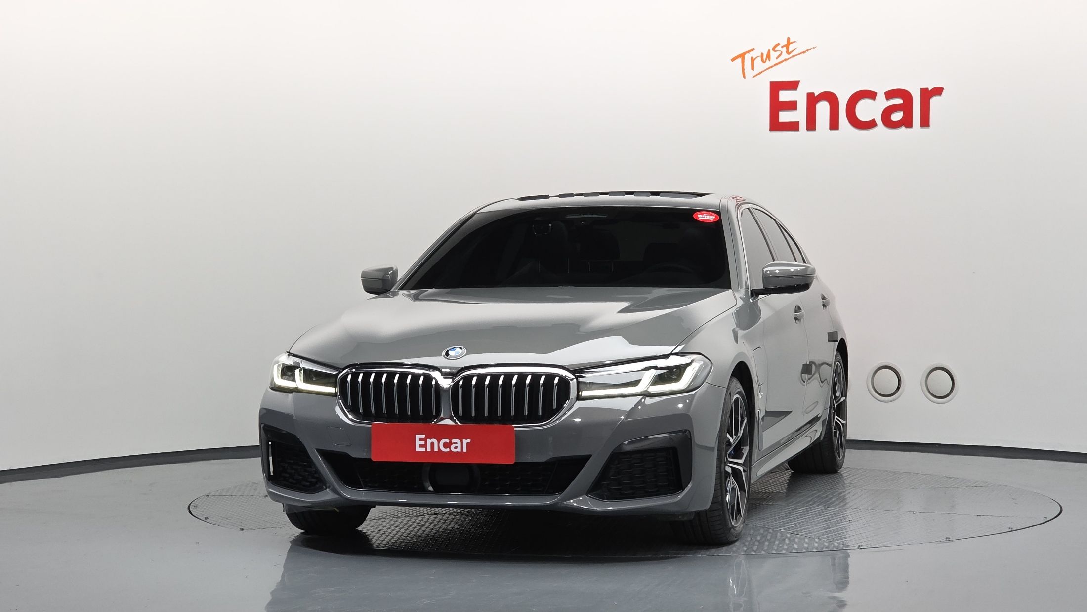 BMW 5-SERIES G30 2020