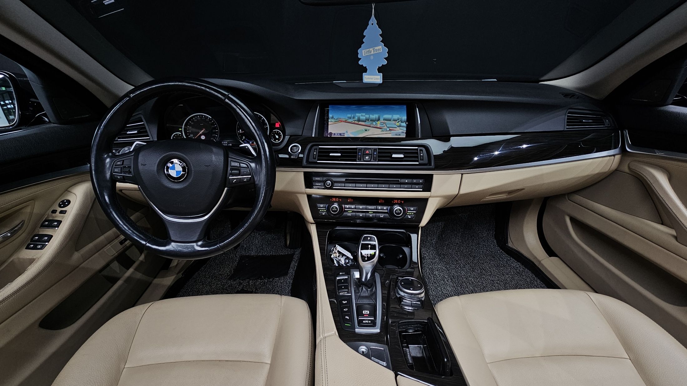BMW 5-SERIES F10 2015
