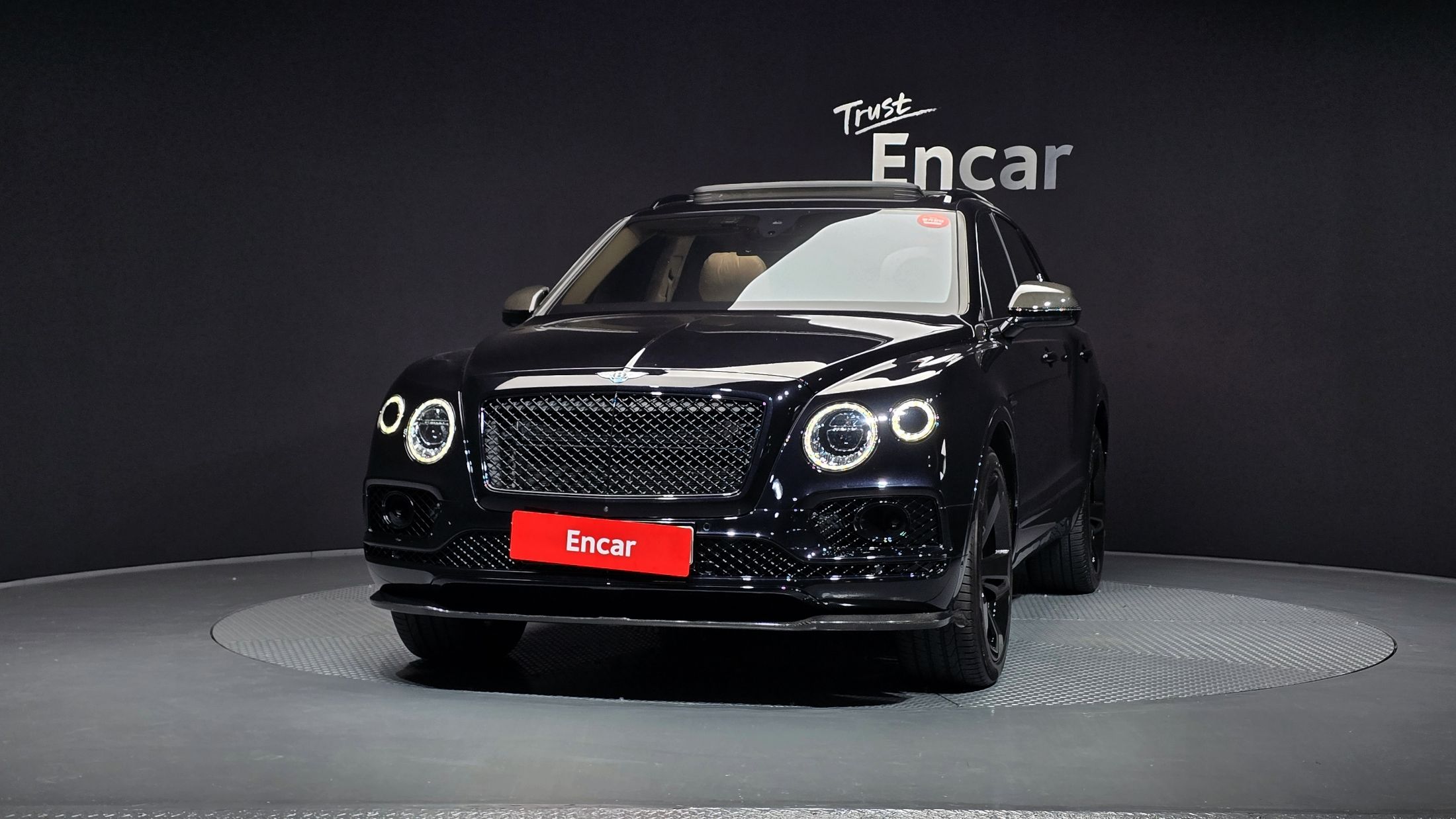 BENTLEY BENTAYGA 2017