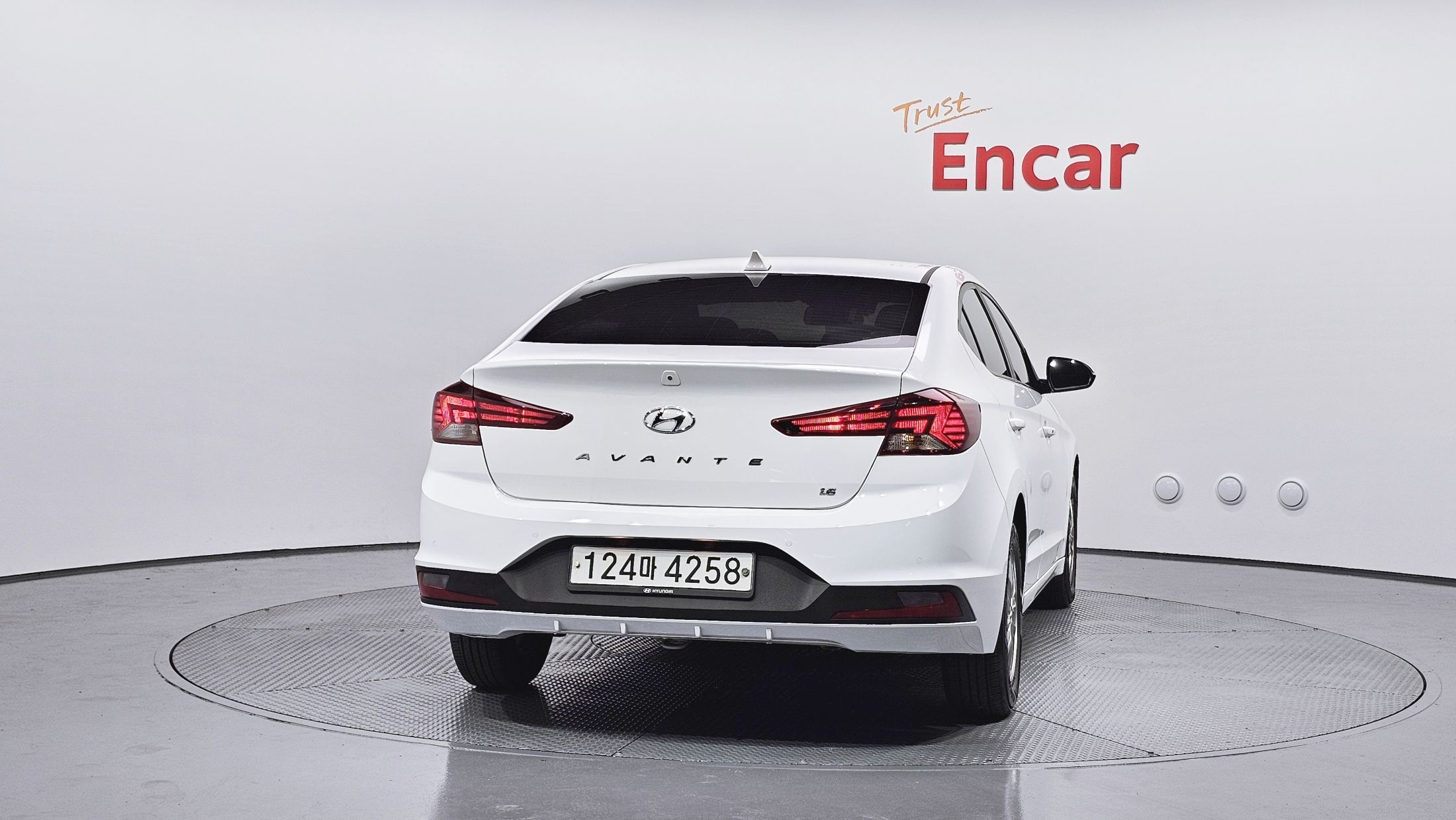 HYUNDAI AVANTE AD 2019