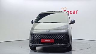 HYUNDAI STARIA 2023