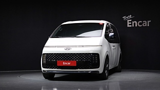 HYUNDAI STARIA 2023
