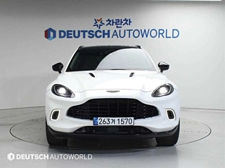 Заказать ASTON MARTIN DBX