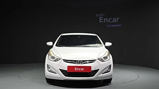 HYUNDAI AVANTE 2015