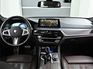 BMW 5-SERIES G30 2020