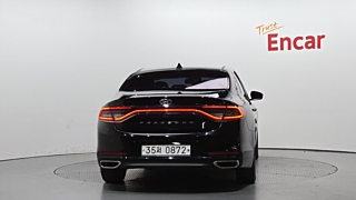 HYUNDAI GRANDEUR IG 2017