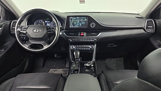 HYUNDAI GRANDEUR IG 2017