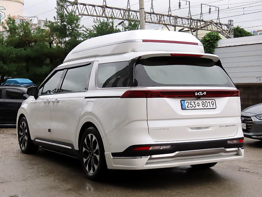 KIA CARNIVAL 2023