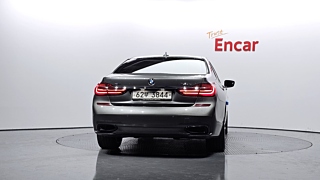 BMW 7-SERIES G11 2018