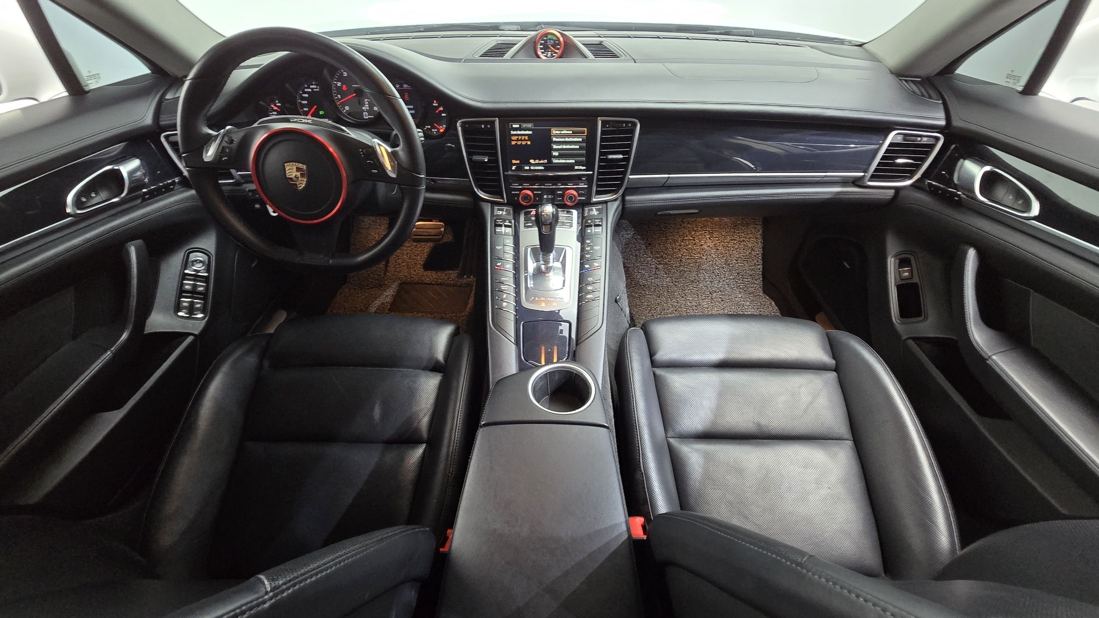 PORSCHE PANAMERA 2014