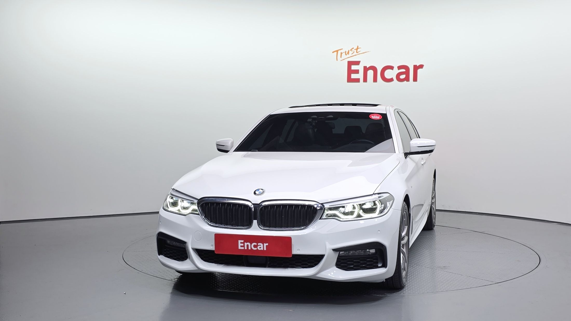 BMW 5-SERIES G30 2017