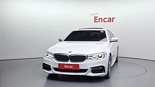BMW 5-SERIES G30 2017