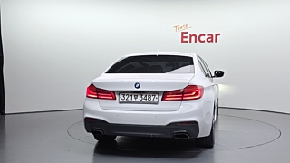 BMW 5-SERIES G30 2017