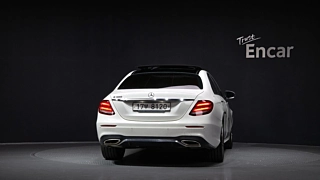 MERCEDES BENZ E-CLASS W213 2017
