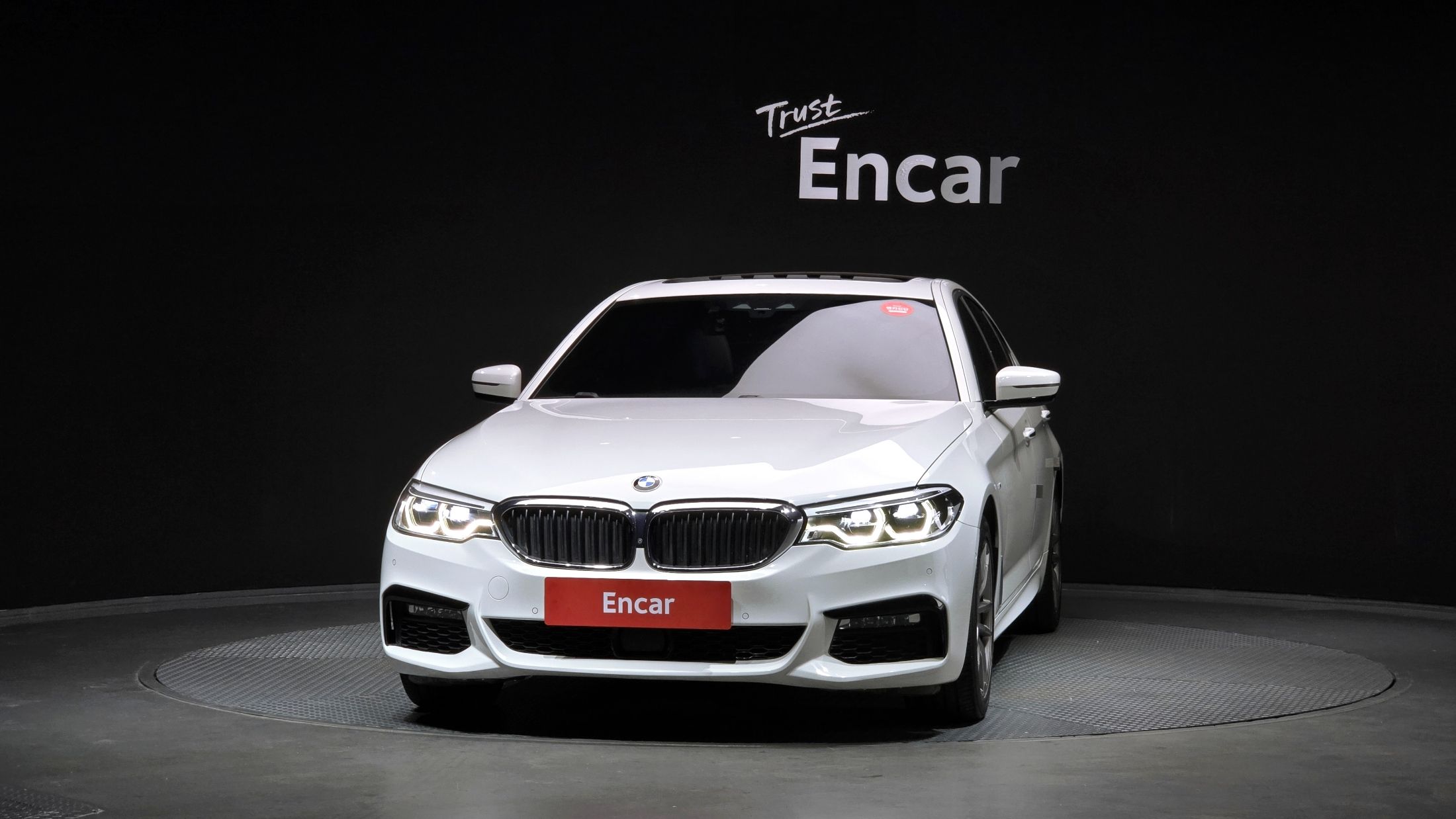 BMW 5-SERIES G30 2018