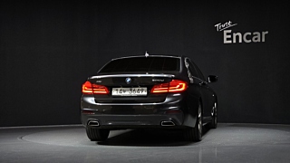 BMW 5-SERIES G30 2018