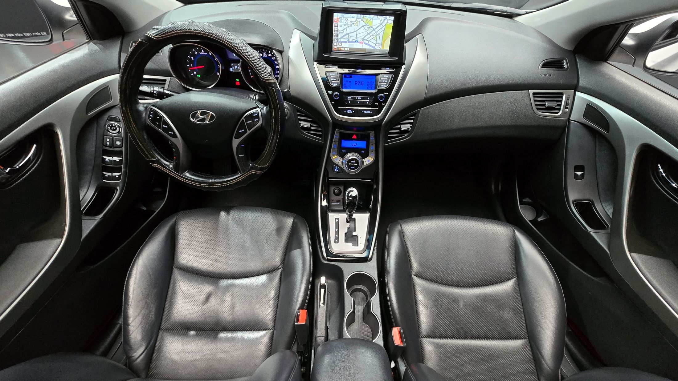 HYUNDAI AVANTE MD 2013