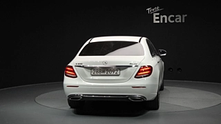 MERCEDES BENZ E-CLASS W213 2018