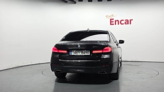 BMW 5-SERIES G30 2023