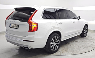 VOLVO XC90 2021