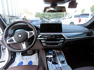 BMW 5-SERIES G30 2023