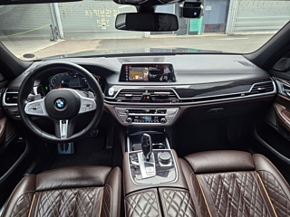 BMW 7-SERIES G11 2020