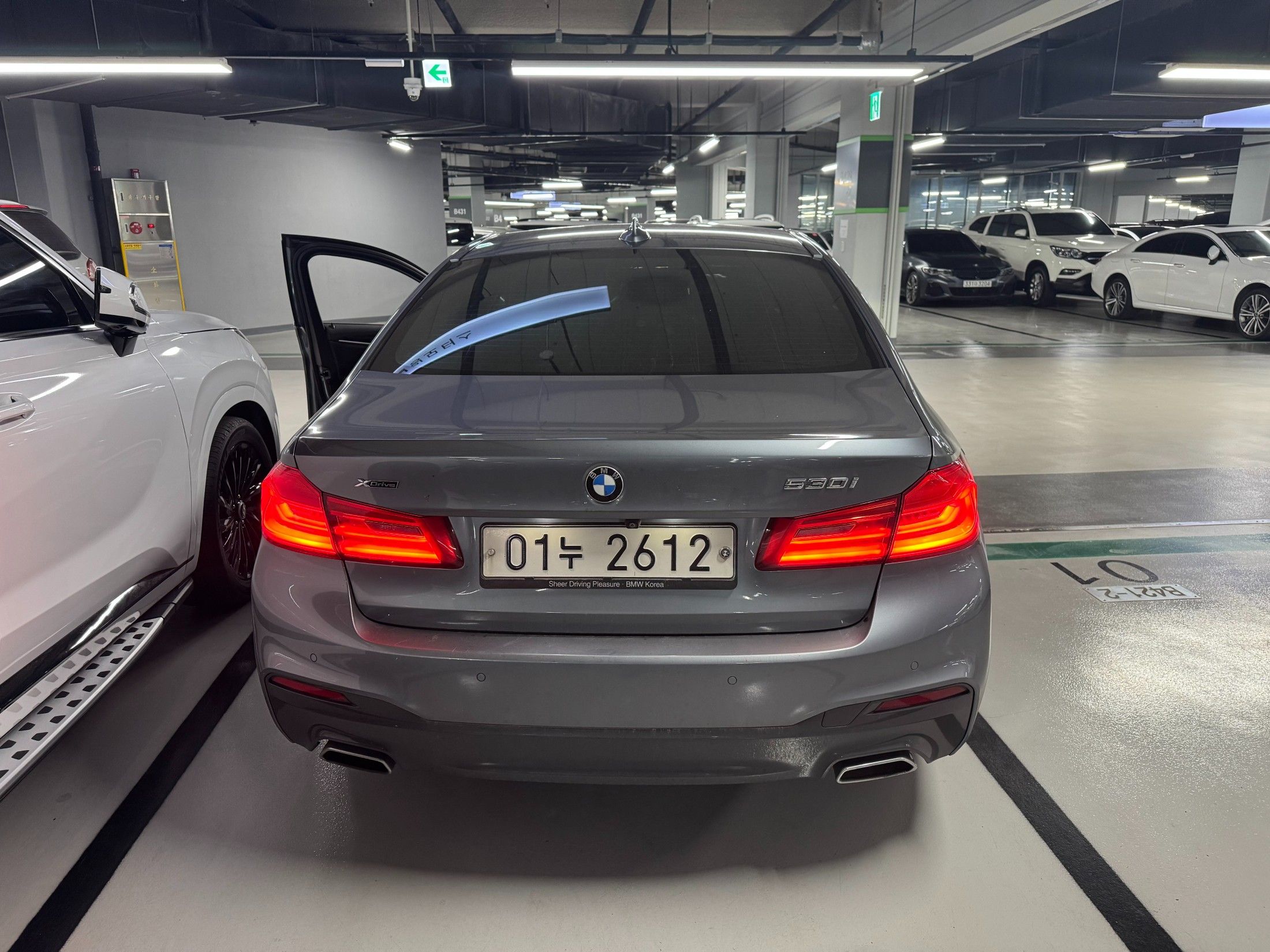 BMW 5-SERIES G30 2019