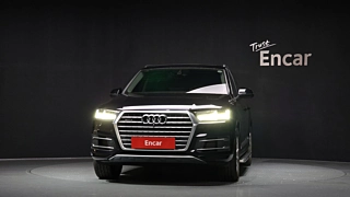 AUDI Q7 4M 2019