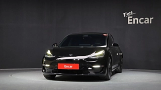 TESLA MODEL 3 2021