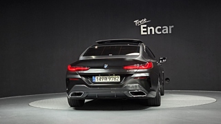 BMW 8-SERIES G15 2021