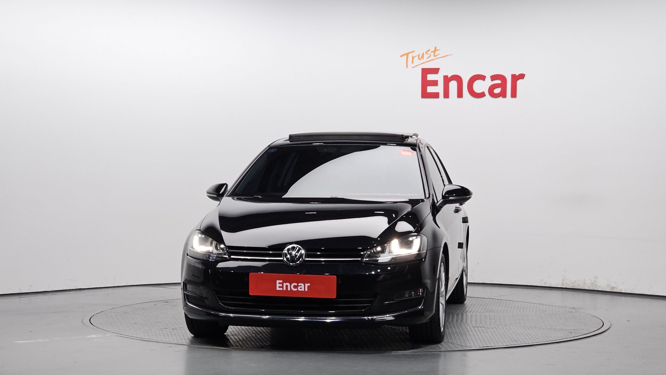 VOLKSWAGEN GOLF 2016