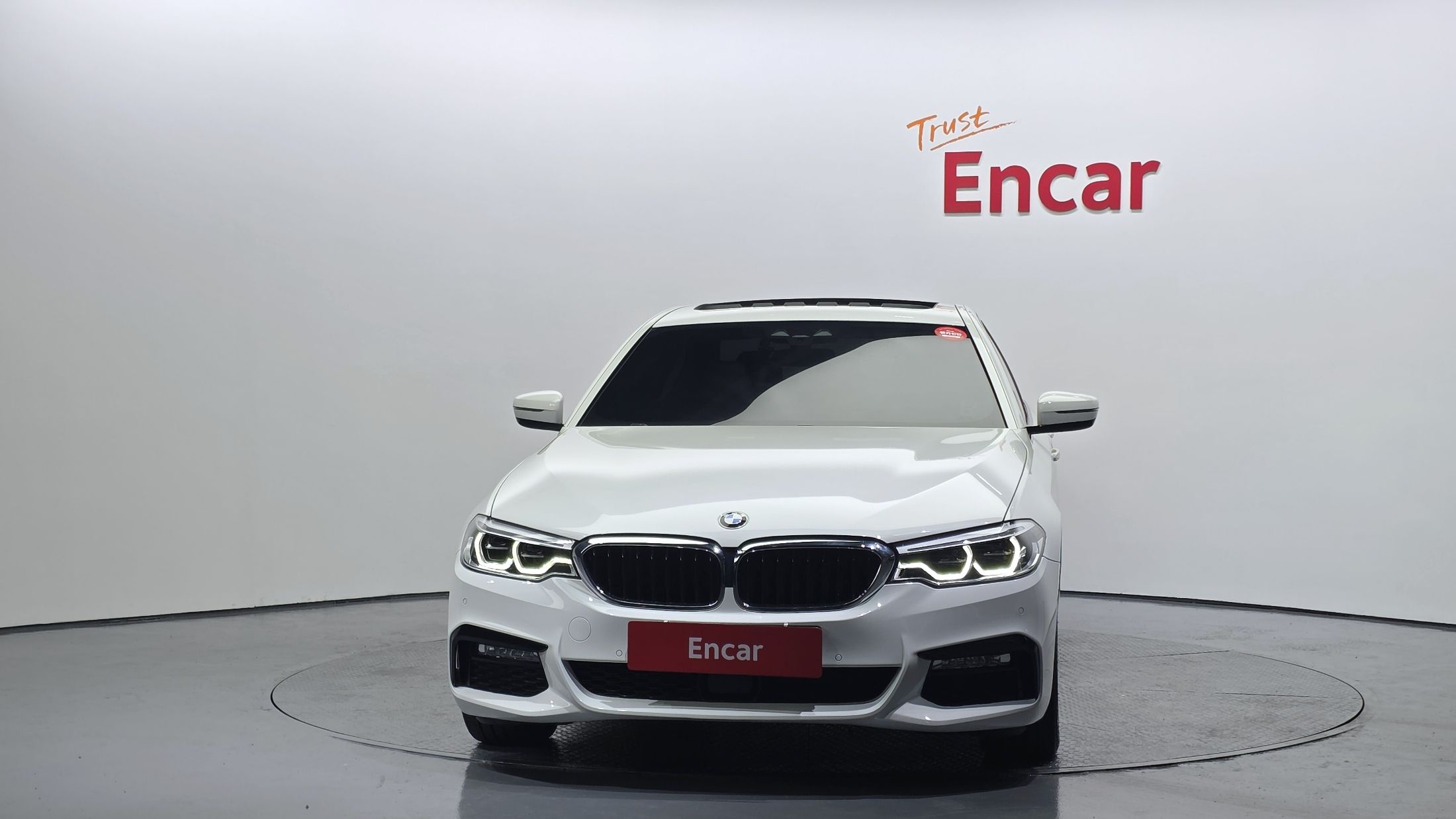 BMW 5-SERIES G30 2017