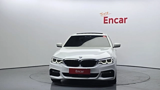BMW 5-SERIES G30 2017