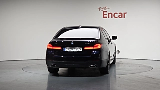 BMW 5-SERIES G30 2023