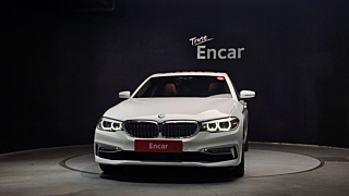 BMW 5-SERIES G30 2019