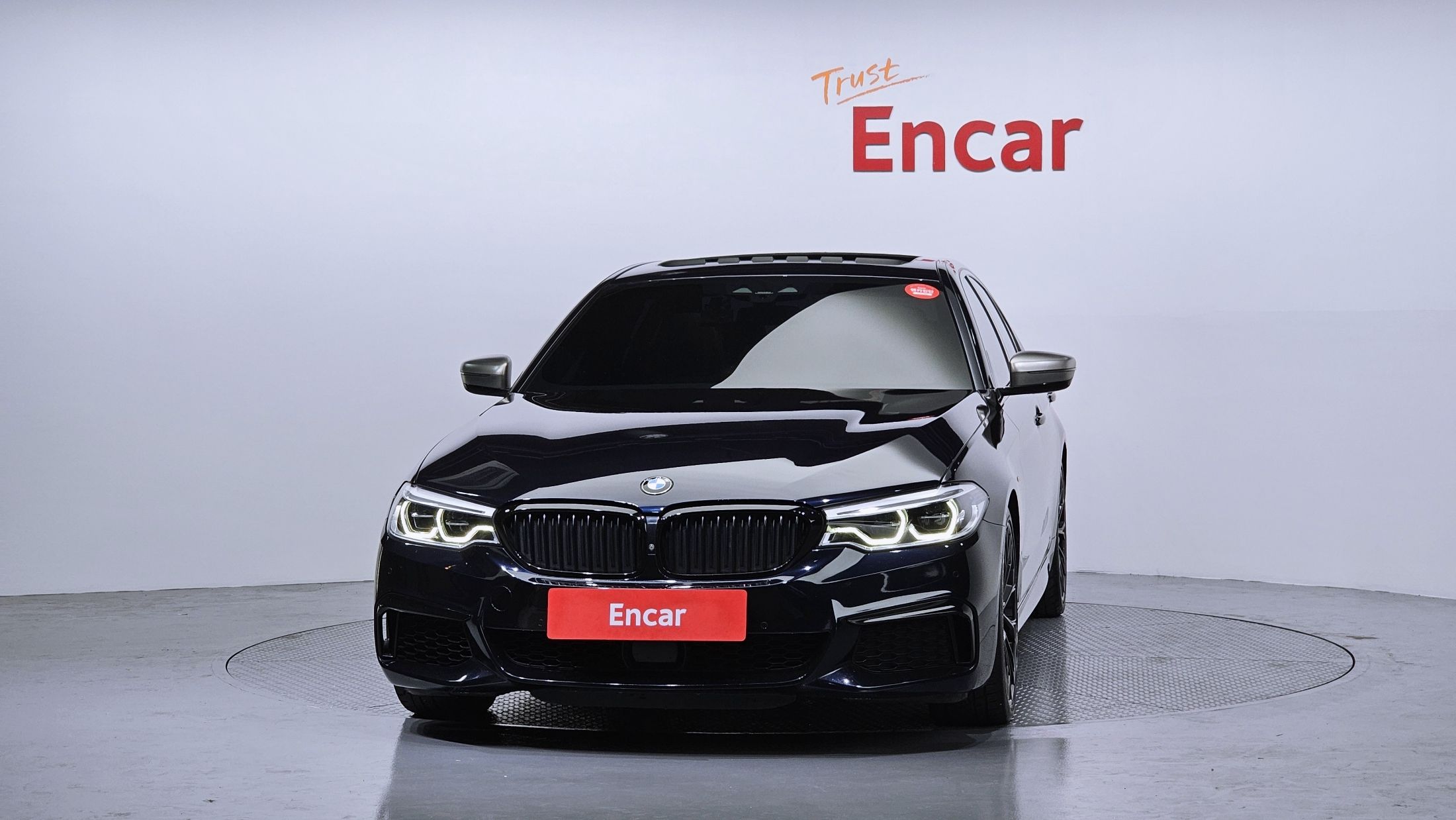 BMW 5-SERIES G30 2019