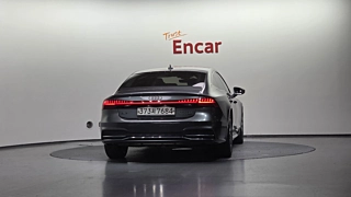 AUDI A7 4K 2020