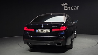 BMW 5-SERIES G30 2022